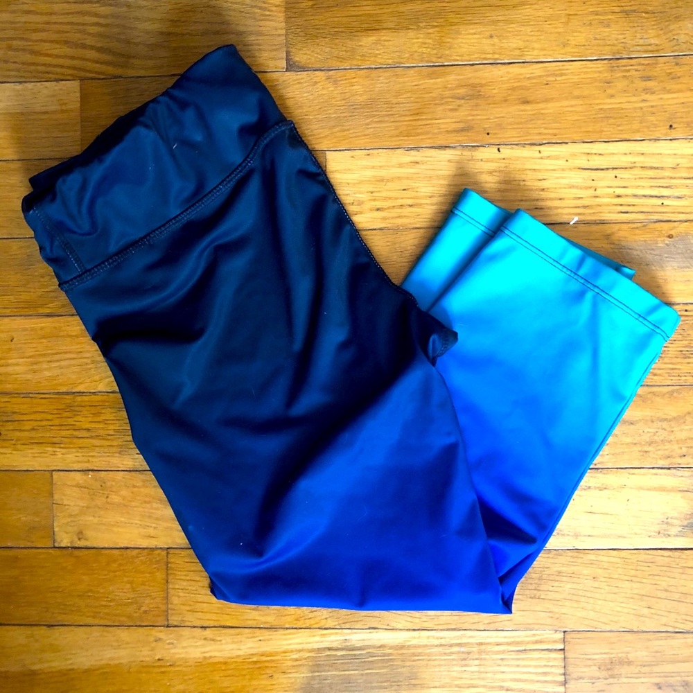 Ombré Capri Yoga Pants